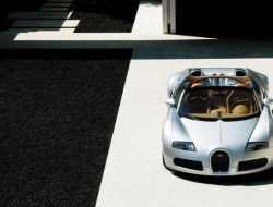 Bugatti отреставрировала и продала первый Veyron Grand Sport
