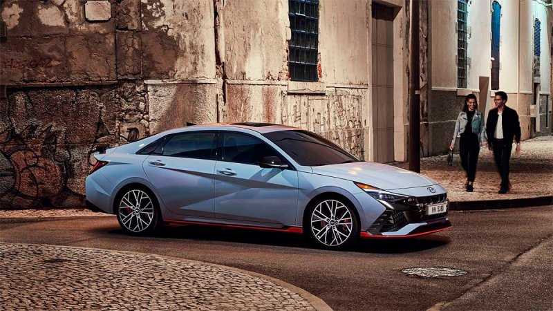
            Hyundai представил самую мощную Elantra
        