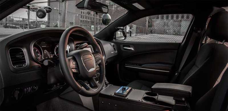 
            Dodge Charger превратили в полицейский автомобиль Австралии. Фото
        