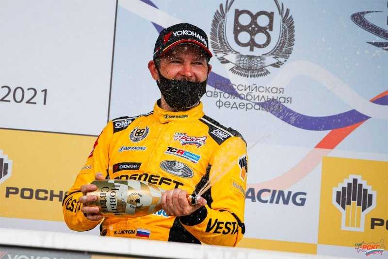 
            Команда Lada выиграла третий этап чемпионата СМП РСКГ
        