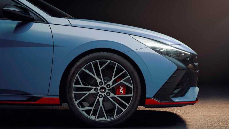 
            Hyundai представил самую мощную Elantra
        