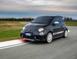 Хот-хэтч 695 Esseesse стал одним из самых легких в линейке Abarth