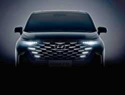 Hyundai представила первые фото минивэна Custo