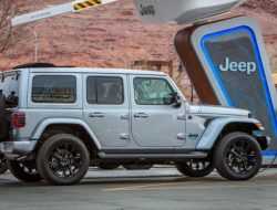 Jeep откажется от дизельных моторов и бензиновых V8