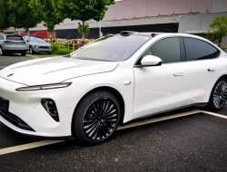 Китайского «убийцу» Tesla с запасом хода 1000 километров впервые засняли вживую