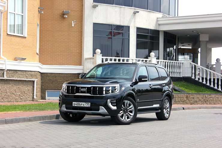 Кроссовок наизнанку: длительный тест-драйв внедорожника KIA Mohave