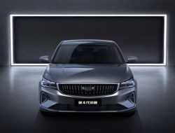 Объявлены цены на новый Geely Emgrand, который породнился с кроссовером Coolray