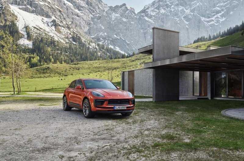 Обновлённый Porsche Macan, гибридный Mercedes-Benz S-Class и электрокроссовер Mercedes-Maybach: главное за неделю