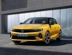 Почему новый Opel Astra не станет хитом в России