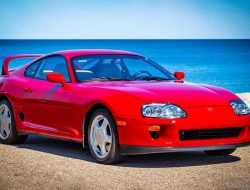 Посмотрите на 26-летнюю Toyota Supra, за которую дают вдвое больше, чем за новый Land Cruiser
