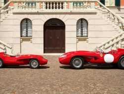 Посмотрите на электрическую детскую копию Ferrari 250 Testa Rossa, которая может разгоняться до 60 километров в час