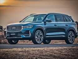 Раскрыта стоимость Geely КХ11, который появится в России: кроссовер оказался дешевле, чем ожидалось