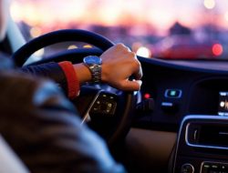 Российские автошколы будут учить вождению по новой методике