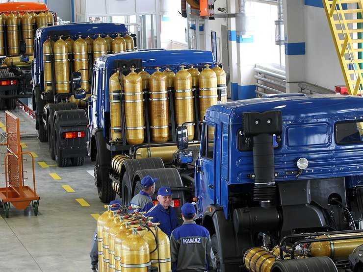 Российскому автопрому предсказали грандиозную реновацию