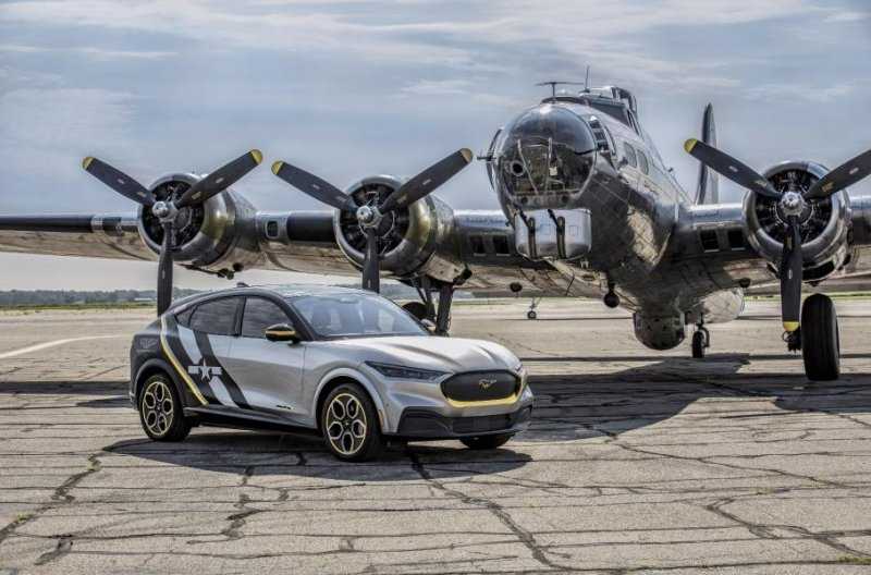 Спецверсию Ford Mustang Mach-E посвятили женщинам-пилотам Второй мировой