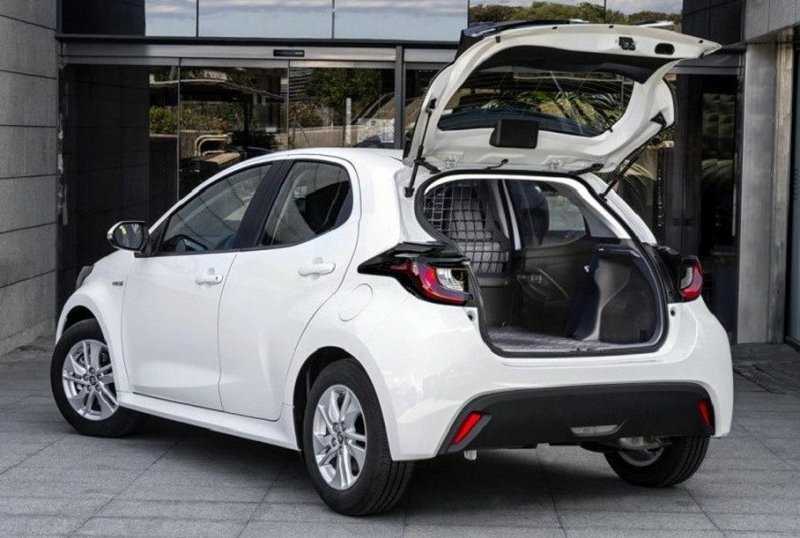 Toyota превратила Yaris в бюджетный коммерческий фургон
