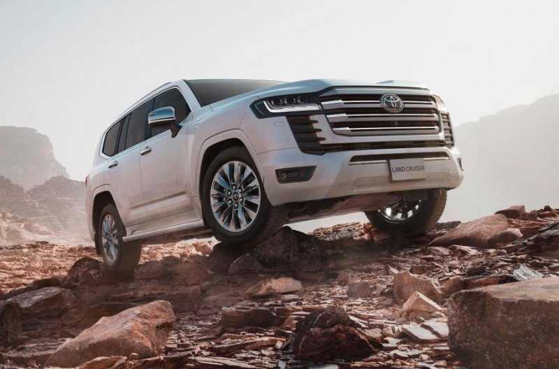 Toyota запретила перепродажу нового Land Cruiser