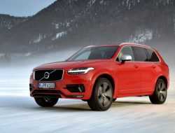В России отзывают Volvo XC90 из-за сбоя в электронике
