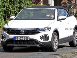 Volkswagen обновит своей единственный кабриолет: опубликованы шпионские фотографии