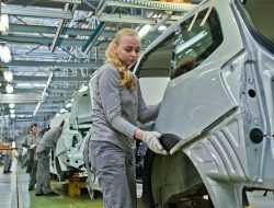 Ждем дефицита: АВТОВАЗ надолго остановил сборку LADA Granta