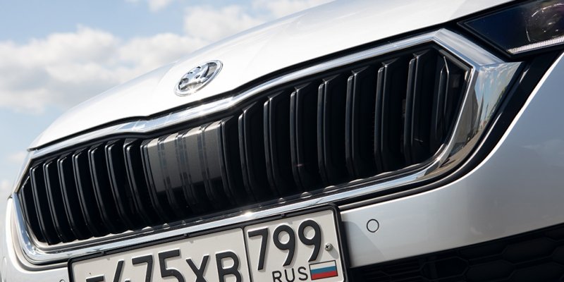 
            Лига чемпионов: сравнительный тест Camry, Kia K5 и Octavia
        