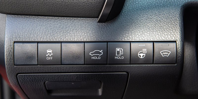 
            Лига чемпионов: сравнительный тест Camry, Kia K5 и Octavia
        