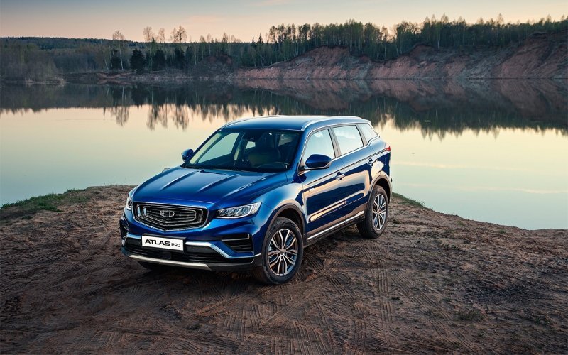 
            Geely назвала российские цены на самую дешевую версию Atlas Pro
        