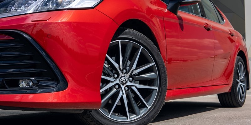 
            Лига чемпионов: сравнительный тест Camry, Kia K5 и Octavia
        