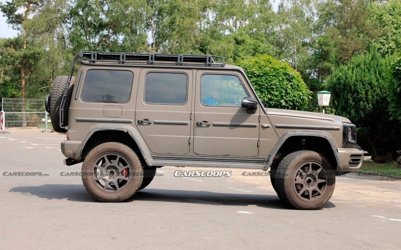 
            Mercedes вывел на испытания экстремальный G-Class в военном стиле
        