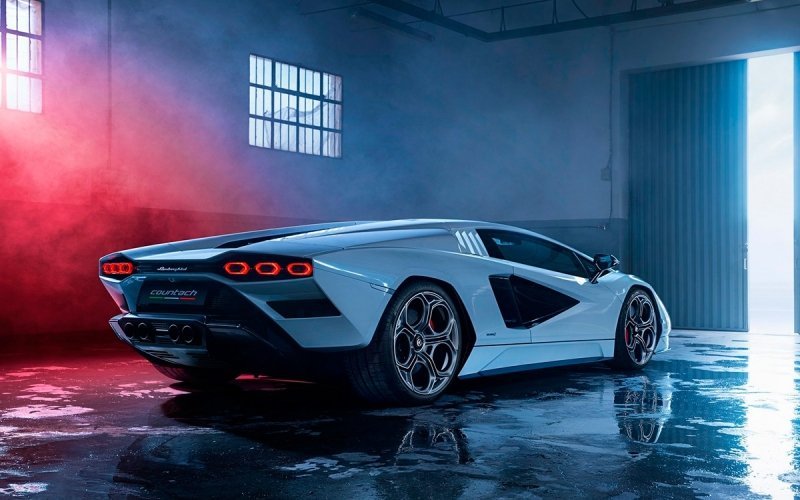 
            Lamborghini возродила спорткар Countach
        