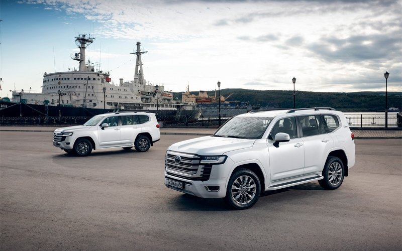 
            Toyota назвала российские цены на Land Cruiser 300 с дизельным мотором
        