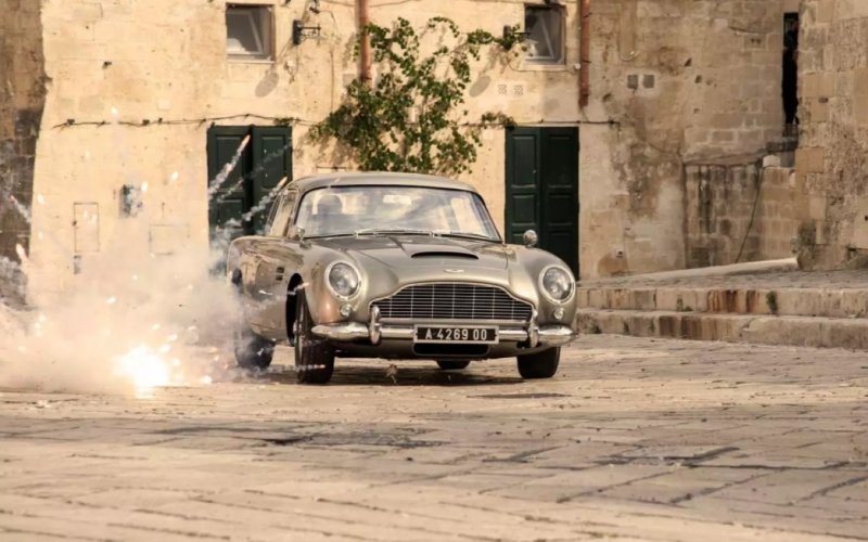 
            Aston Martin рассказал об автомобилях из новой части бондианы
        
