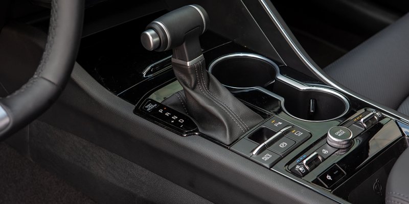 
            Лига чемпионов: сравнительный тест Camry, Kia K5 и Octavia
        