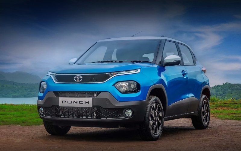 
            Tata выпустила маленький кроссовер с начальной ценой около ₽500 тысяч
        