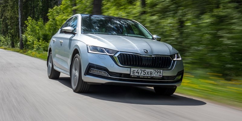 
            Лига чемпионов: сравнительный тест Camry, Kia K5 и Octavia
        