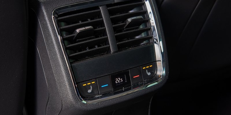 
            Лига чемпионов: сравнительный тест Camry, Kia K5 и Octavia
        