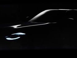 Nissan анонсировал премьеру нового спорткара сразу на трех видео