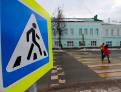 Что надо знать водителям о знаке «Пешеходный переход»: нюансы и штрафы