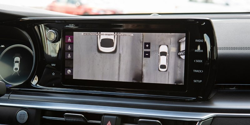 
            Лига чемпионов: сравнительный тест Camry, Kia K5 и Octavia
        