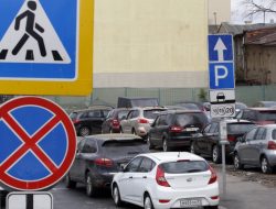 6 парковок в центре Москвы, где всегда есть свободные места. Список