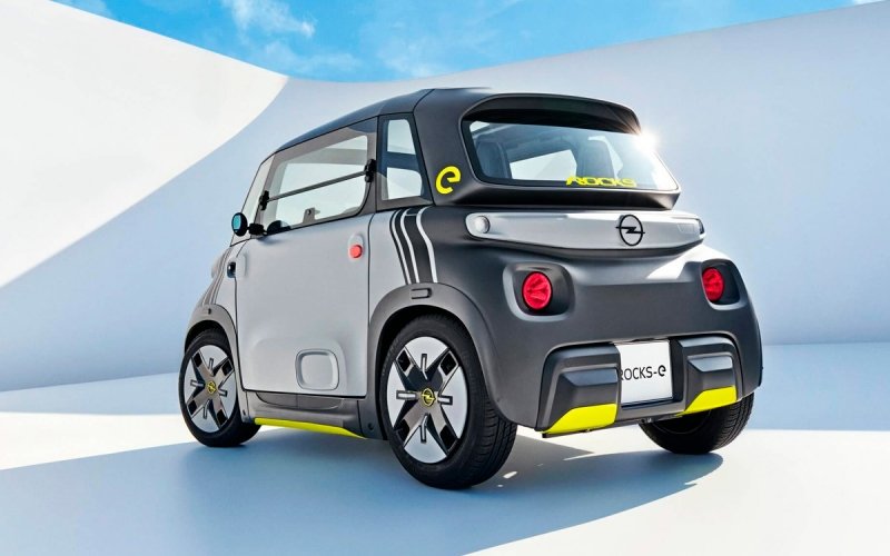 
            Opel выпустил автомобиль для водителей в возрасте от 15 лет
        