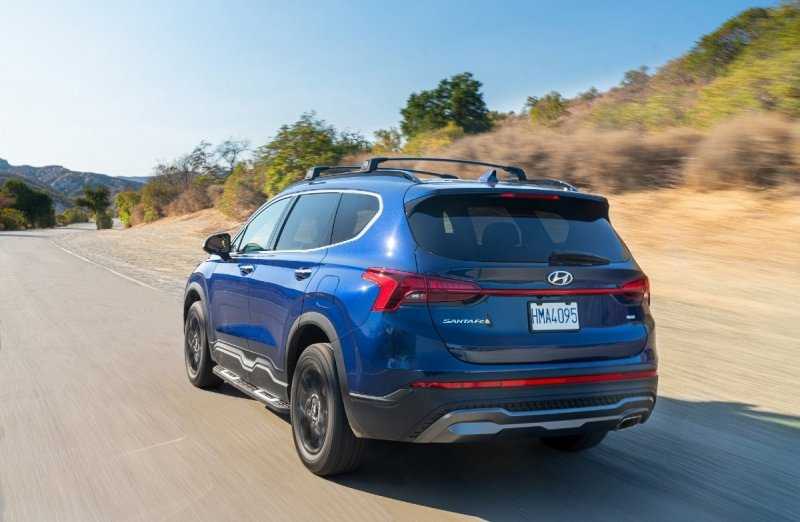 
            У Hyundai Santa Fe появилась новая версия XRT
        