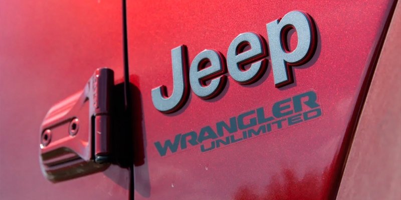 
            Детство в раме. Тест-драйв Jeep Wrangler Rubicon
        