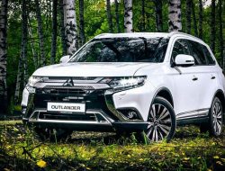 Автомобили Mitsubishi прибавили в России до 100 тысяч рублей
