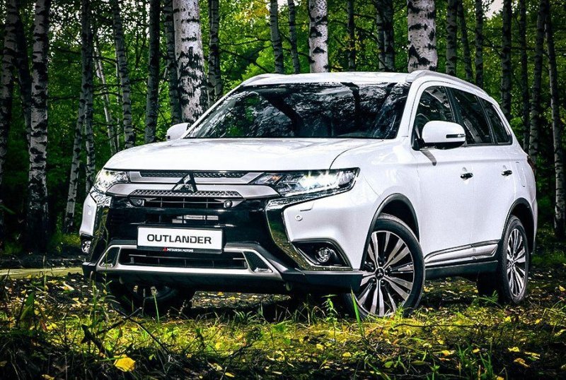 Автомобили Mitsubishi прибавили в России до 100 тысяч рублей