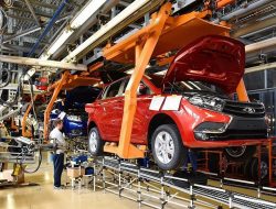 АВТОВАЗ с трудом возобновил производство машин