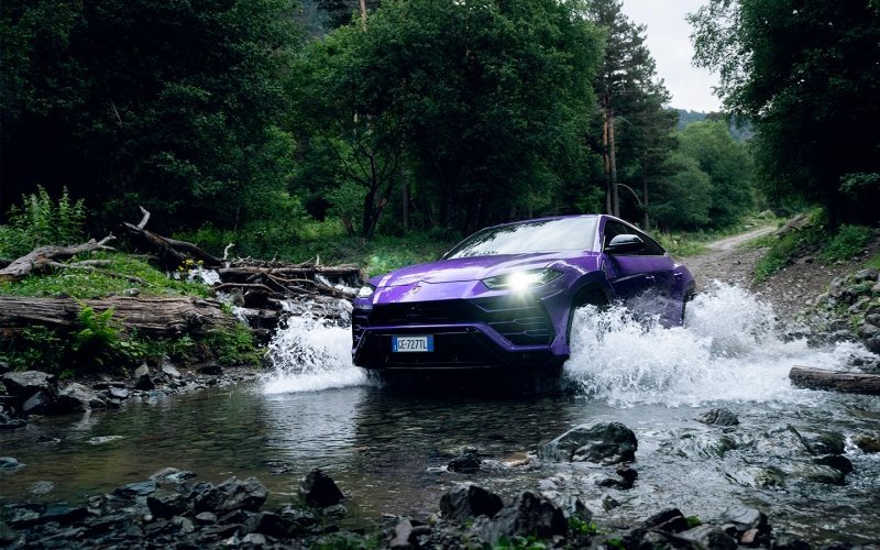 
            Секрет супергероя. Тест-драйв Lamborghini Urus в горах
        