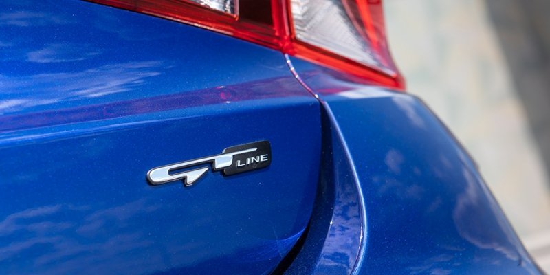 
            Лига чемпионов: сравнительный тест Camry, Kia K5 и Octavia
        