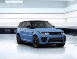 Британцы представили в России новый Range Rover Sport SVR Ultimate