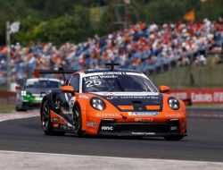 Дан старт заключительному этапу чемпионата по симрейсингу Porsche Russia Simreal Cup